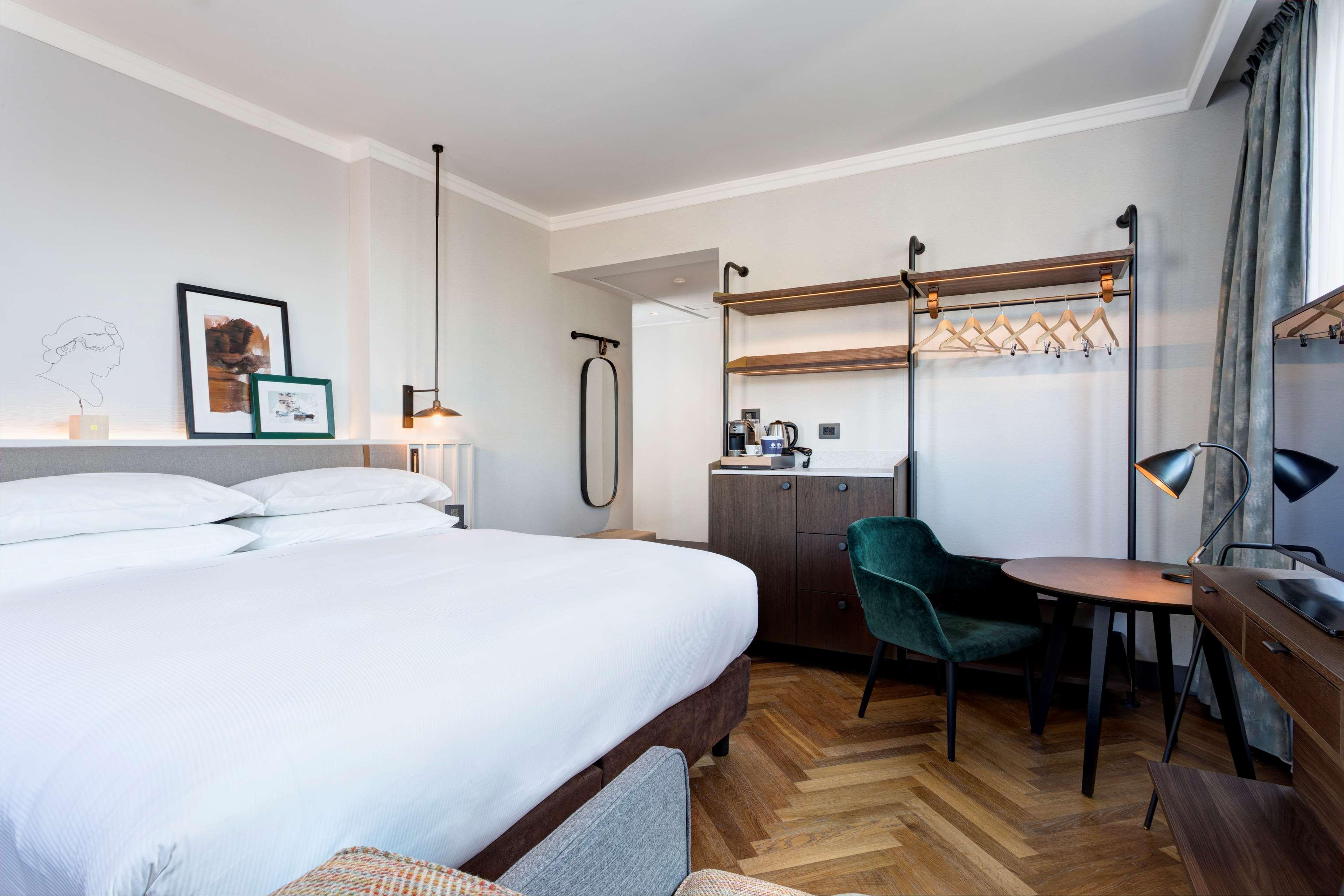 Doubletree By Hilton Monti Roma